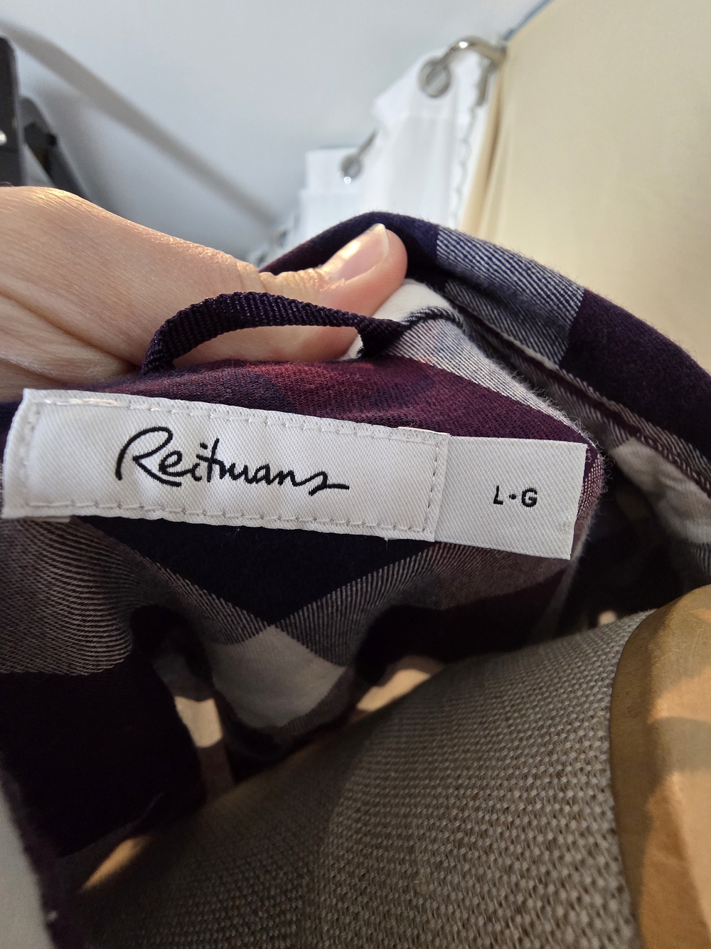 Reitmans Women's Purple and White Plaid Casual Button-Down Shirt - Picture 5 of 6